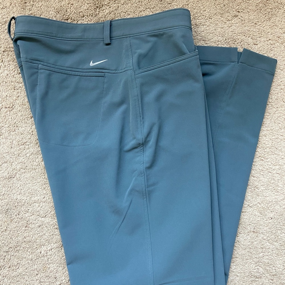 Nike DeiFit Tour Performance golf pant
